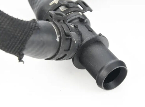 4H1819372AE - NEW AUDI A8 4H ENGINE COOLANT FEED HOSE 4H1819372AE ORIGINAL
