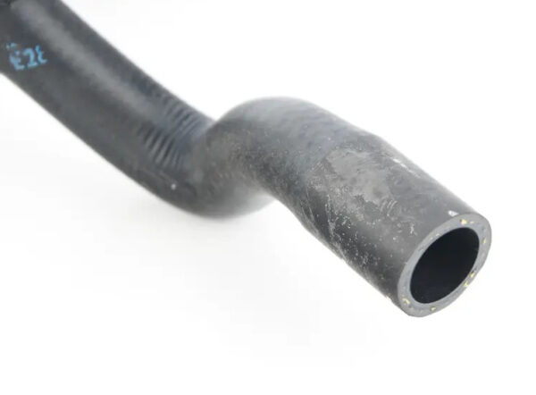 4H1819372AE - NEW AUDI A8 4H ENGINE COOLANT FEED HOSE 4H1819372AE ORIGINAL
