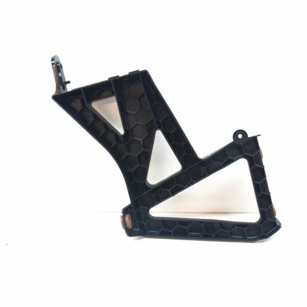 4K0121261H - NEW AUDI A6 C8 AVANT ADDITIONAL COOLANT RADIATOR BRACKET 4K0121261H ORIGINAL