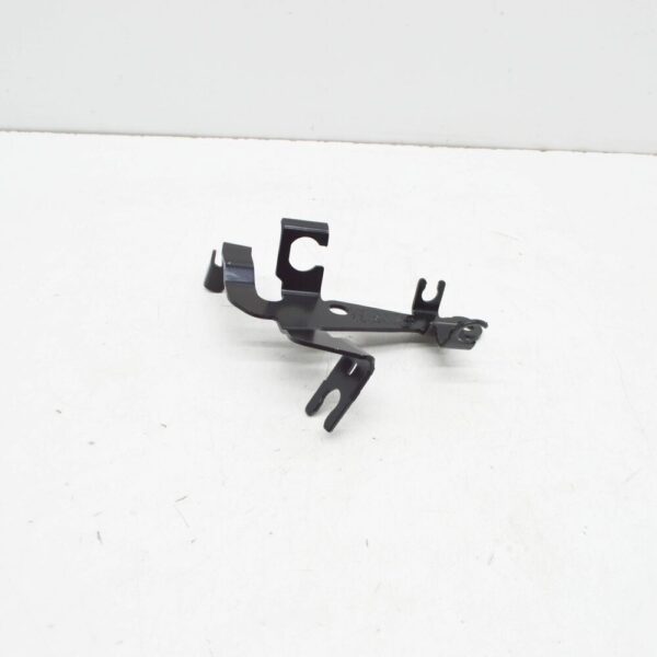 4K0611846K - NEW AUDI A6 AVANT C8 RIGHT BRAKE HOSE RETAINER 4K0611846K ORIGINAL