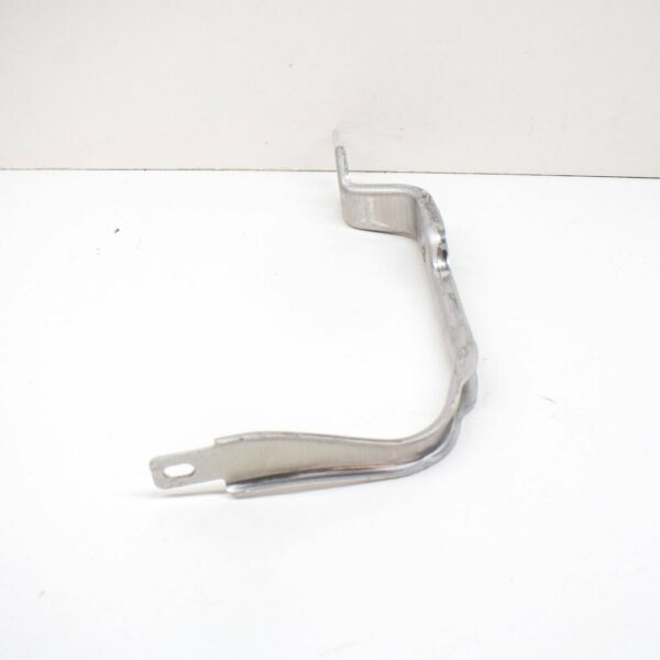 4K0807348B - NEW AUDI A6 C8 FRONT LOWER REAR RIGHT RAIL COVER BRACKET