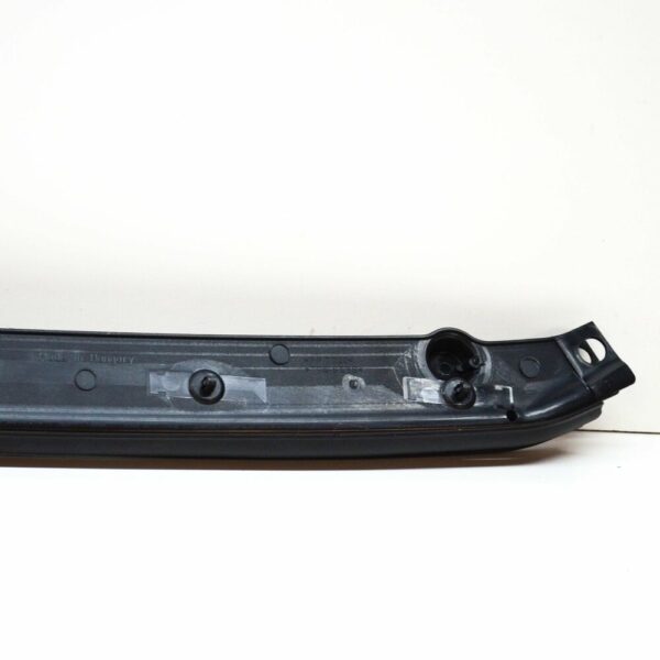 4K0823125 - NEW AUDI A6 S6 C8 FRONT BUMPER CENTER RUBBER SEAL 4K0823125 ORIGINAL