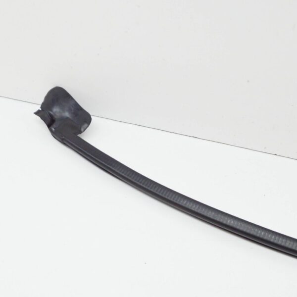 4K0839718 - Audi A6 C8 door exterior seal rear right 4K0839718 NEW ORIGINAL