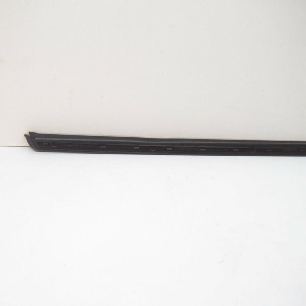 4K08543283FZ - NEW AUDI A6 S6 C8 FRONT WINDSHIELD RIGHT VERTICAL TRIM 4K08543283FZ ORIGINAL