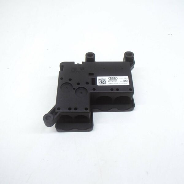 4K0941828 - NEW AUDI A6 C8 FRONT RIGHT LOWER FUSE BOX 4K0941828