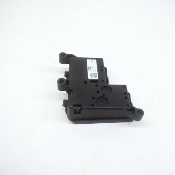 4K0941828 - NEW AUDI A6 C8 FRONT RIGHT LOWER FUSE BOX 4K0941828