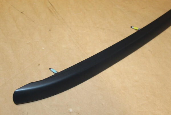 4K48600211P9 - NEW AUDI E-TRON GEN LEFT SIDE ROOF RAIL 4K48600211P9 ORIGINAL