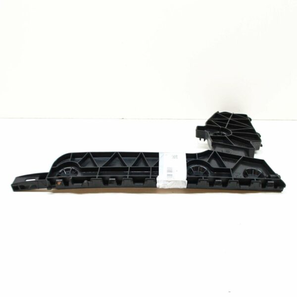 4K5807453 - NEW AUDI A6 C8 REAR LEFT BUMPER BRACKET GUIDE 4K5807453 ORIGINAL
