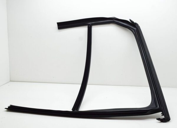 4K5839432C - NEW AUDI A6 C8 REAR RIGHT DOOR WINDOW GUIDE 4K5839432C