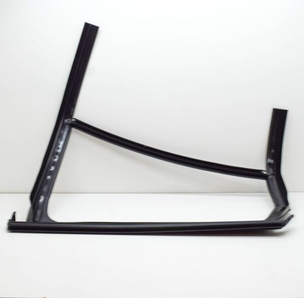 4K5839432C - NEW AUDI A6 C8 REAR RIGHT DOOR WINDOW GUIDE 4K5839432C