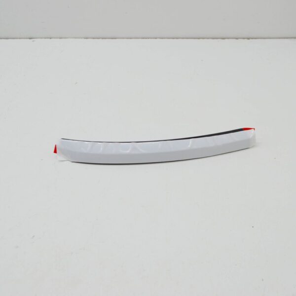 4K5853955T94 - NEW AUDI A6 C8 AVANT REAR LEFT TAILLIŪGHT BEZEL TRIM 4K5853955T94