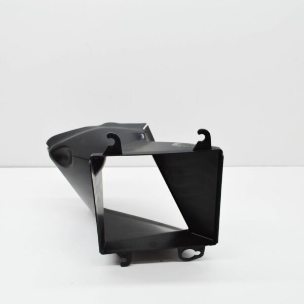 4K8121333D - NEW AUDI A6 C8 ADDITIONAL COOLER AIR GUIDE 4K8121333D