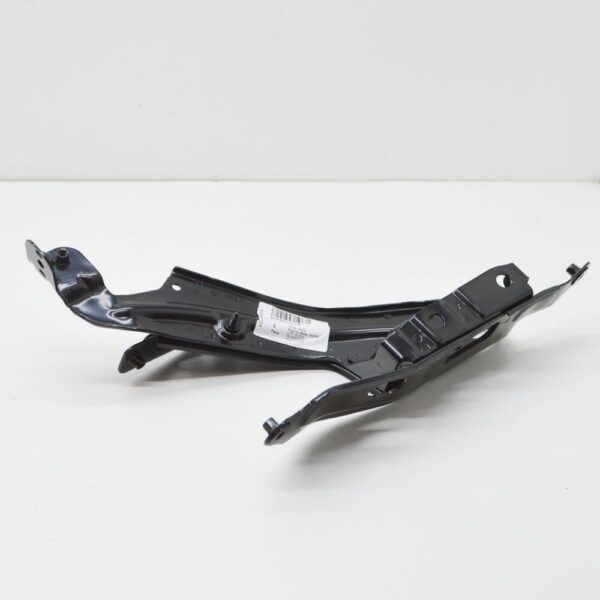 4K8821131B - NEW AUDI A7 4K8 FRONT LEFT FENDER HOLDER 4K8821131B