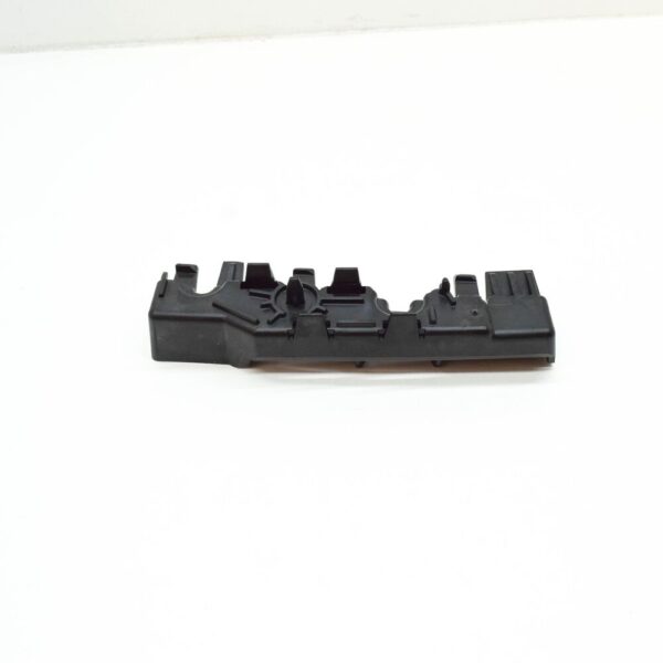 4K8853922 - AUDI A7 Sportback 4K8 Front Right Rocker Molding Holder 4K8853922 NEW GENUINE