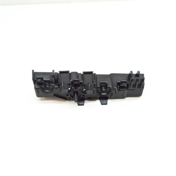 4K8853922 - AUDI A7 Sportback 4K8 Front Right Rocker Molding Holder 4K8853922 NEW GENUINE