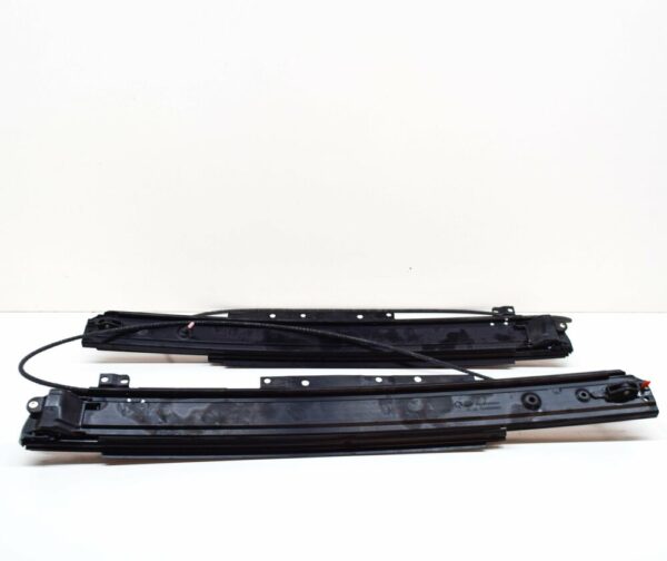 4K8898738A - NEW AUDI A7 SPORTBACK 4K8 SUNROOF GUIDE JAW SET 4K8898738A ORIGINAL