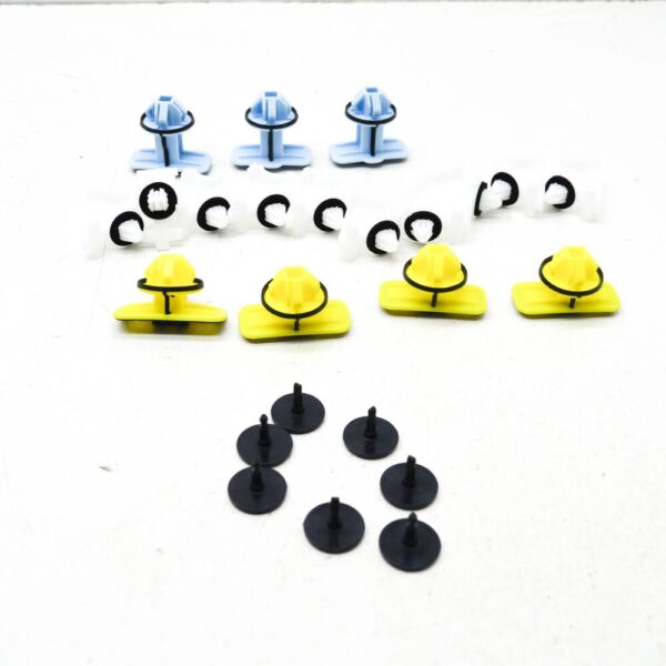 4K8898909 - NEW AUDI A6 AVANT C8 SIDE MEMBER TRIMM MOUNTING KIT 4K8898909 ORIGINAL