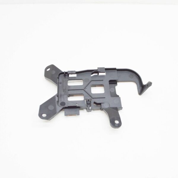 4K8907911B - NEW AUDI A7 SPORTBACK 4K8 FRONT LEFT BLIND MODULE HOLDER 4K8907911B ORIGINAL