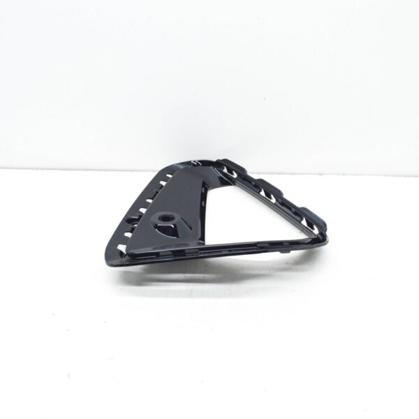 4KE121735CY9B - NEW AUDI E-TRON SPORTBACK GEA FRONT LEFT AIR DUCT TRIM 4KE121735CY9B