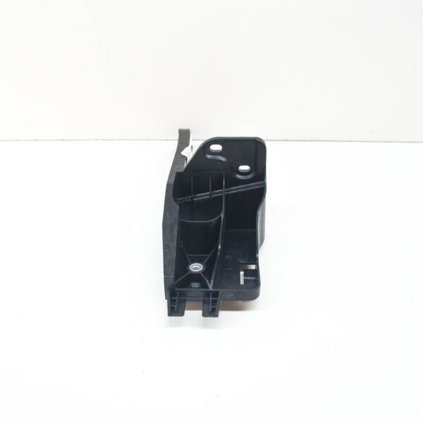 4KE807135 - NEW AUDI E-TRON FRONT LEFT COOLER LOWER CLIP 4KE807135 ORIGINAL