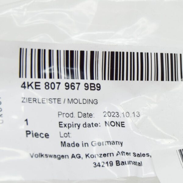 4KE8079679B9 - AUDI E-TRON Sportback GEA Front Left Bumper Molding 4KE8079679B9 NEW GENUINE