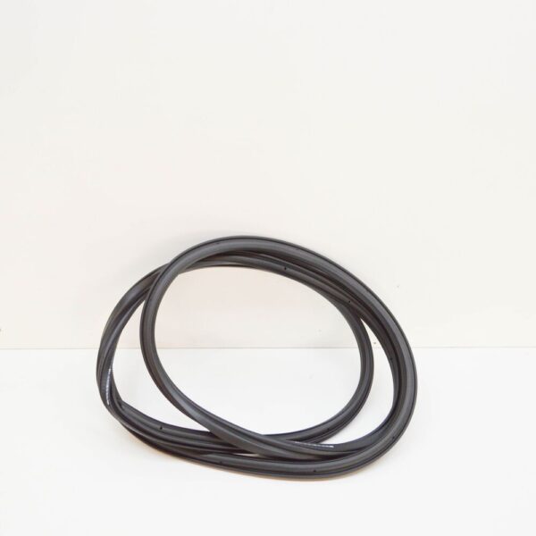 4L0827705J - NEW AUDI Q7 4L REAR HATCH LID GASKET 4L0827705J