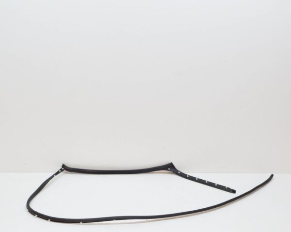 4L0839119D - NEW AUDI Q7 4L REAR LEFT SEAL FOR SILL PANEL 4L0839119D