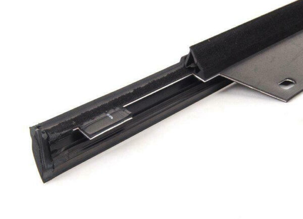 4L0839477 - NEW AUDI Q7 4L REAR LEFT DOOR OUTER WINDOW APERTURE SEAL 4L0839477 ORIGINAL