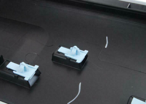 4L0853960FGRU - NEW AUDI Q7 4L FRONT RIGHT DOOR LOWER MOLDING 4L0853960FGRU ORIGINAL