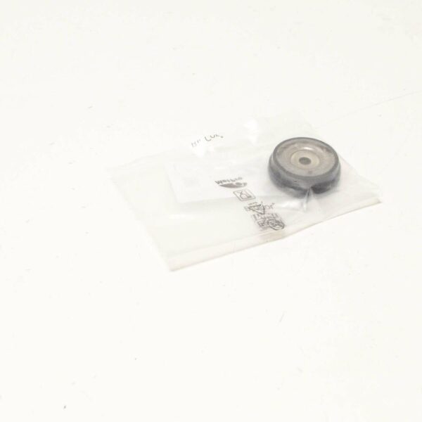 4M0121268A - NEW AUDI Q7 4M RADIATOR SUPPORT INSULATOR MOUNT 4M0121268A