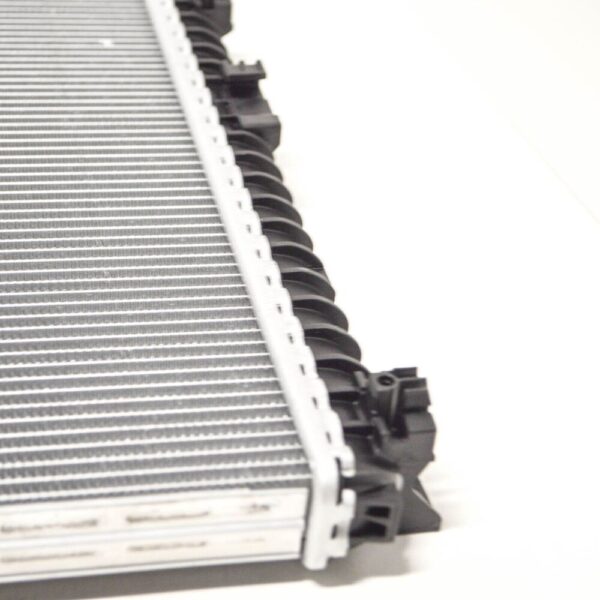 4M0145804AA - Audi Q7 4M MK2 auxiliary cooler 4M0145804AA NEW