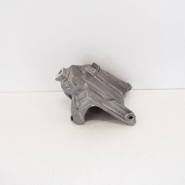 4M0199307CB - Audi Q7 4M Right Engine Bracket 4M0199307CB GENUINE NEW