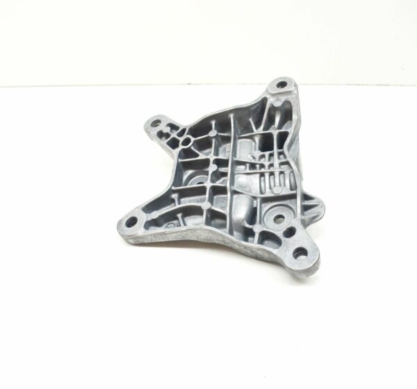 4M0399115P - NEW AUDI Q7 4M GEARBOX MOUNT BRACKET 4M0399115P