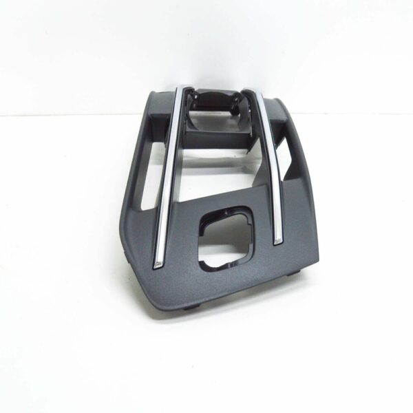 4M0807682AA - NEW AUDI Q7 4M FRONT BUMPER RIGHT FOG LIGHT GRILLE COVER 4M0807682AA4W3 OEM