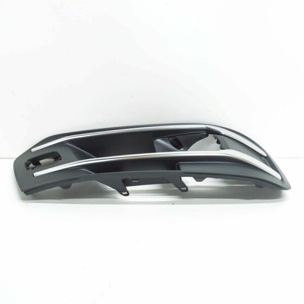 4M0807682AA4W3 - NEW AUDI Q7 4M FRONT BUMPER RIGHT FOG LIGHT GRILLE COVER 4M0807682AA4W3