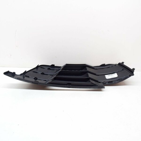 4M0807682DGXE - AUDI Q7 4M Front Bumper Right Air Guide Grille 4M0807682DGXE NEW GENUINE