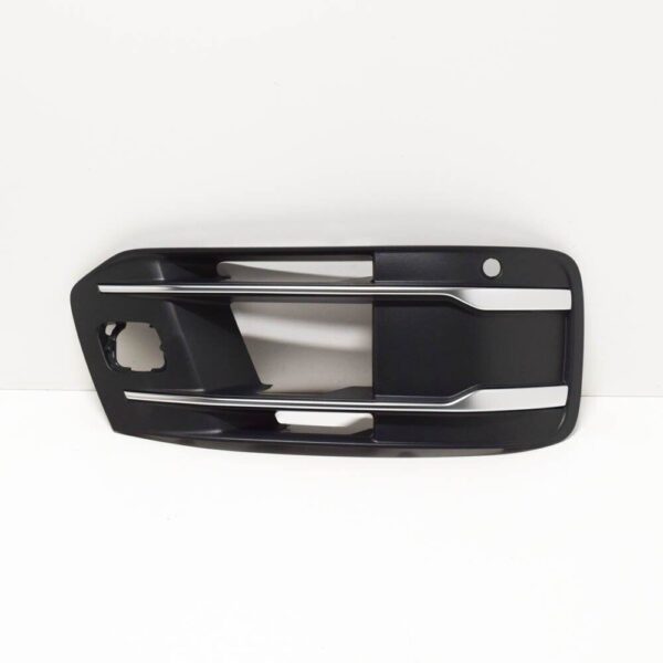 4M0807682T4W3 - Audi Q7 4M front bumper right grille 4M0807682T4W3 new