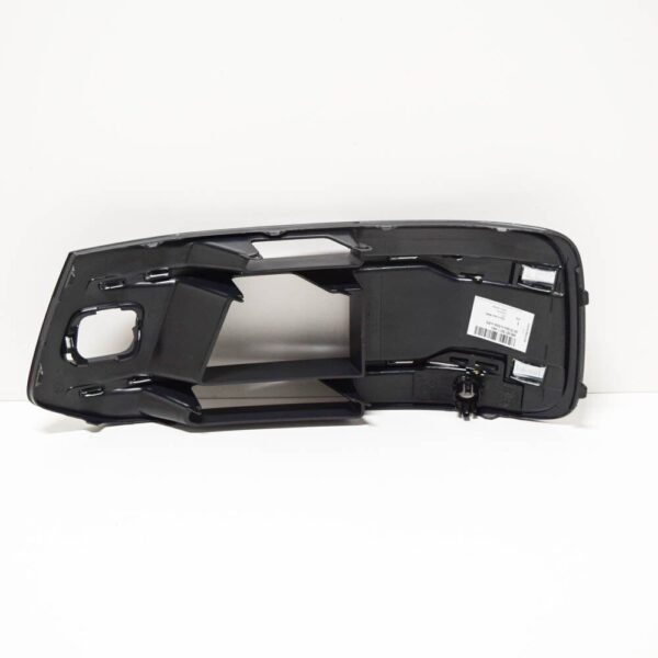 4M0807682T4W3 - Audi Q7 4M front bumper right grille 4M0807682T4W3 new