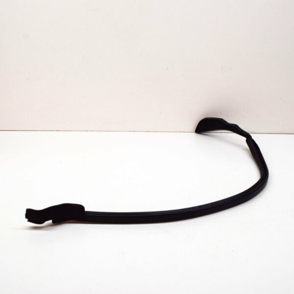 4M0839718D - NEW AUDI Q7 4M REAR RIGHT DOOR OUTER SEAL 4M0839718D