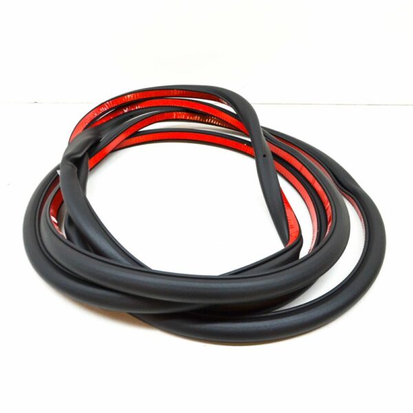 4M0839911C - NEW OEM AUDI Q7 4M REAR DOOR OUTER SEALING RUBBER 4M0839911C GENUINE