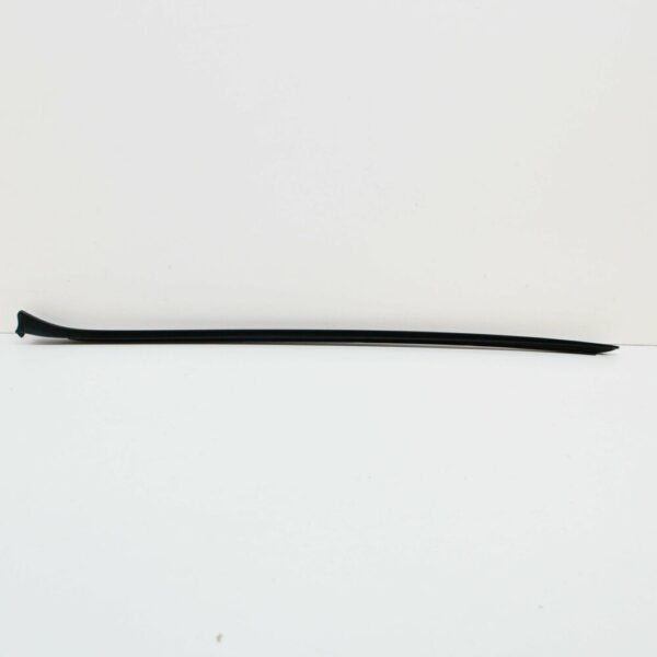 4M0854328B01C - NEW AUDI Q7 4M FRONT RIGHT WINDSHIELD WATER DEFLECTOR TRIM 4M0854328B01C