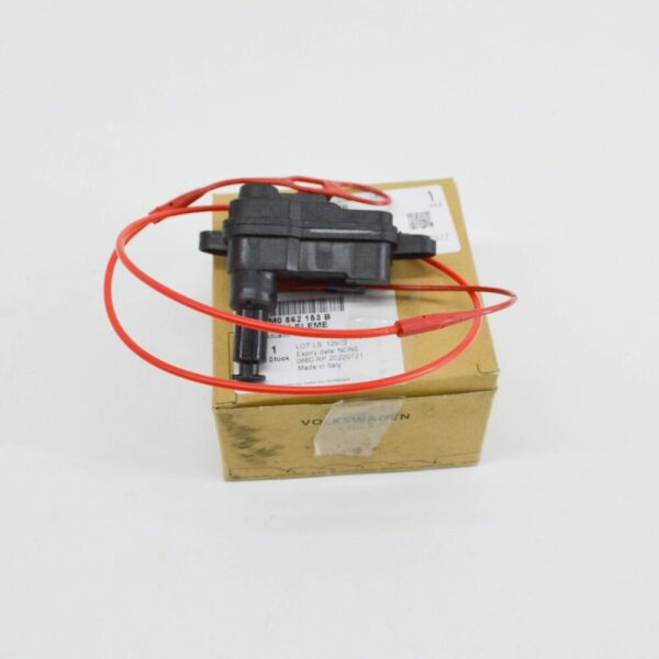 4M0862153B - NEW AUDI A6 C8 FUEL TANK COVER ACTUATOR MOTOR 4M0862153B ORIGINAL