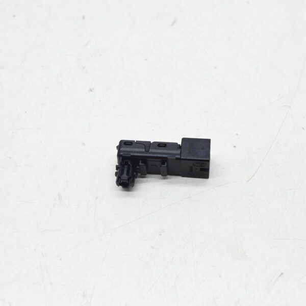 4M0947355D - NEW AUDI Q7 4M REAR RIGHT DOOR CARD PANEL LED MODULE 4M0947355D ORIGINAL