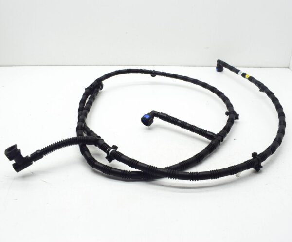 4M0955970D - NEW AUDI Q7 4M FRONT HEADLIGHT WASHER NOZZLE HOSE 4M0955970D