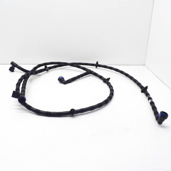 4M0955970D - NEW AUDI Q7 4M FRONT HEADLIGHT WASHER NOZZLE HOSE 4M0955970D
