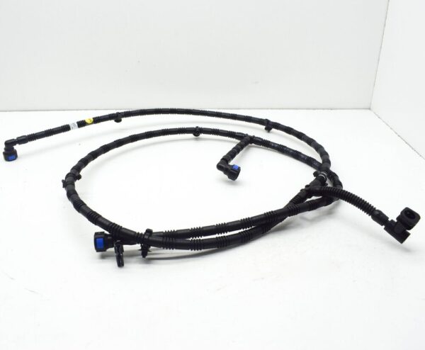 4M0955970D - NEW AUDI Q7 4M FRONT HEADLIGHT WASHER NOZZLE HOSE 4M0955970D
