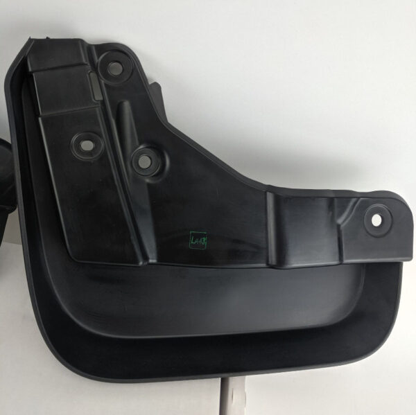 4M8075111 - NEW AUDI Q8 4MN FRONT MUDGUARDS 4M8075111 ORIGINAL