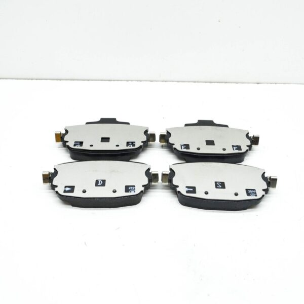 4M8698451C - NEW AUDI RS6 C8 REAR BRAKE PADS SET 4M8698451C 2020 ORIGINAL