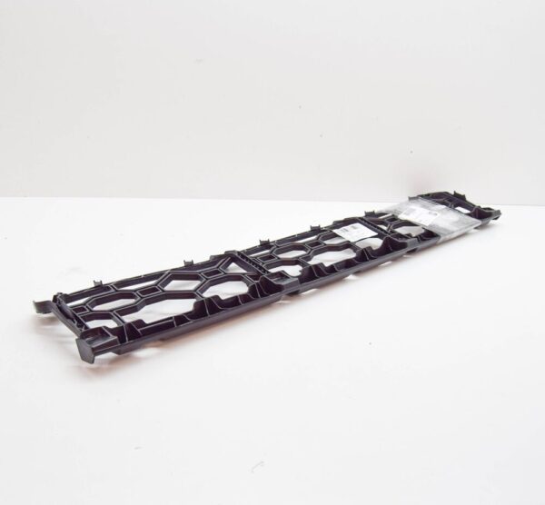 4M8807647B - AUDI RSQ8 FRONT BUMPER CENTRE GRILLE 4M8807647B NEW GENUINE