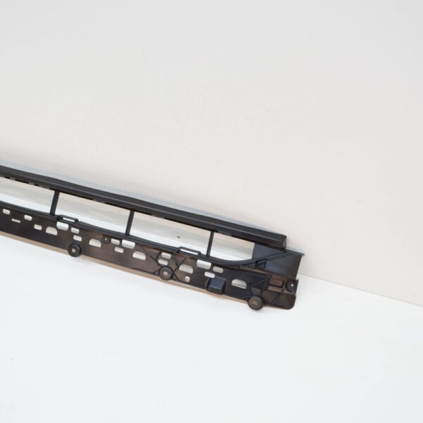 4M8807647C9B9 - NEW AUDI Q8 4MN FRONT LOWER CENTRE GRILLE 4M8807647C9B9 4M8807647C 9B9 ORIGINAL